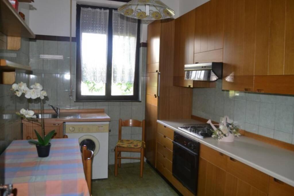 Villa Immersa Nel Verde A Lanzo D'Intelvi Luaran gambar