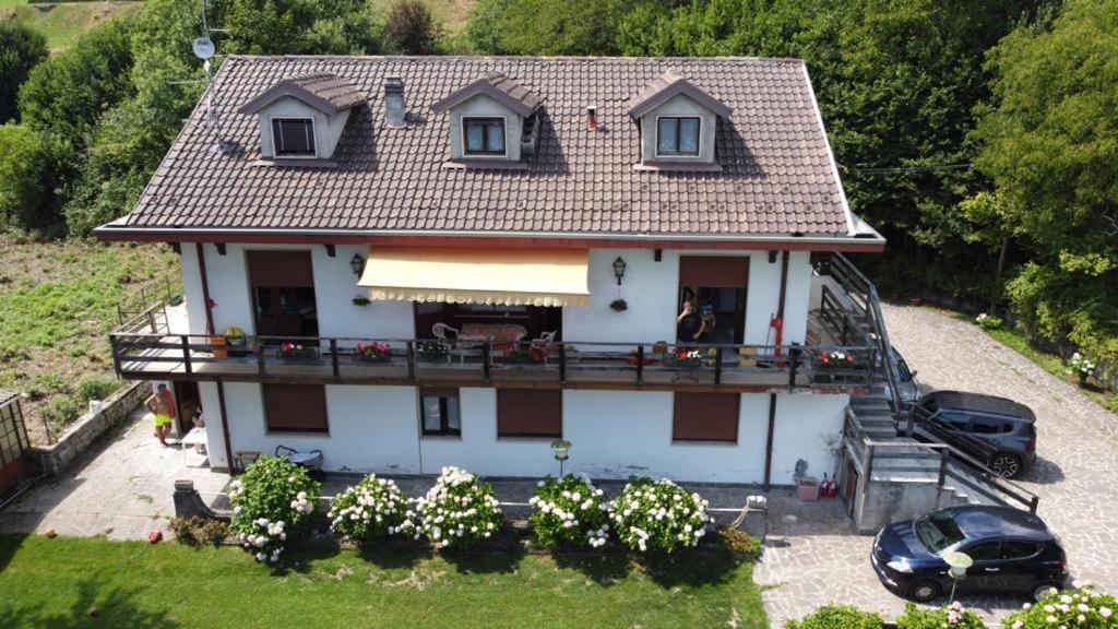 Villa Immersa Nel Verde A Lanzo D'Intelvi Luaran gambar